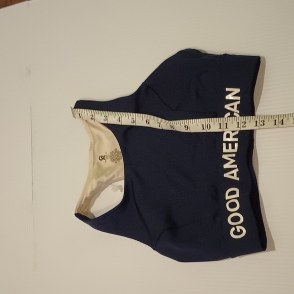 Good American Navy Blue Cream Backed Branded Sports Bra A18 - Picture 4 of 5
